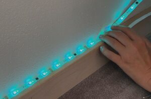 Test, recenze chytrý Wi-Fi světelný LED pásek TP-Link Tapo L930-10 - montáž