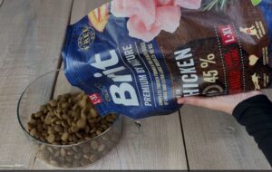 Test, recenze granule pro psy Brit Premium by Nature Senior L+XL