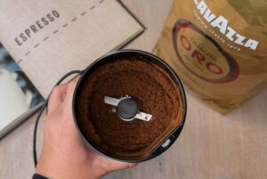 Test, recenze zrnková káva Lavazza Qualità Oro - mletí