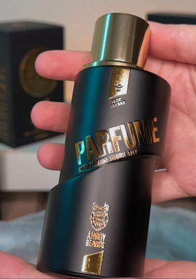 Test, recenze parfémů - Angry Beards Jack Saloon