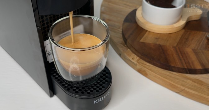 Kávovar na kapsle Krups Nespresso