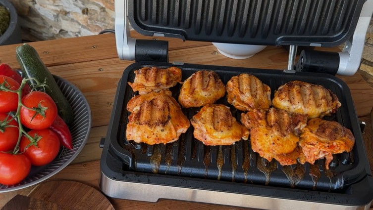 Kontaktní gril Tefal OptiGrill 4v1