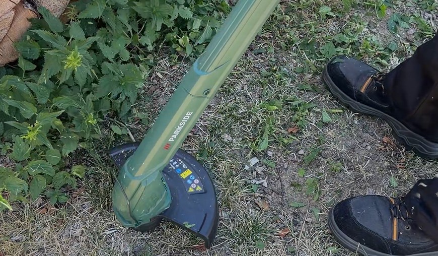 Aku strunová sekačka Parkside PART 20-Li B2